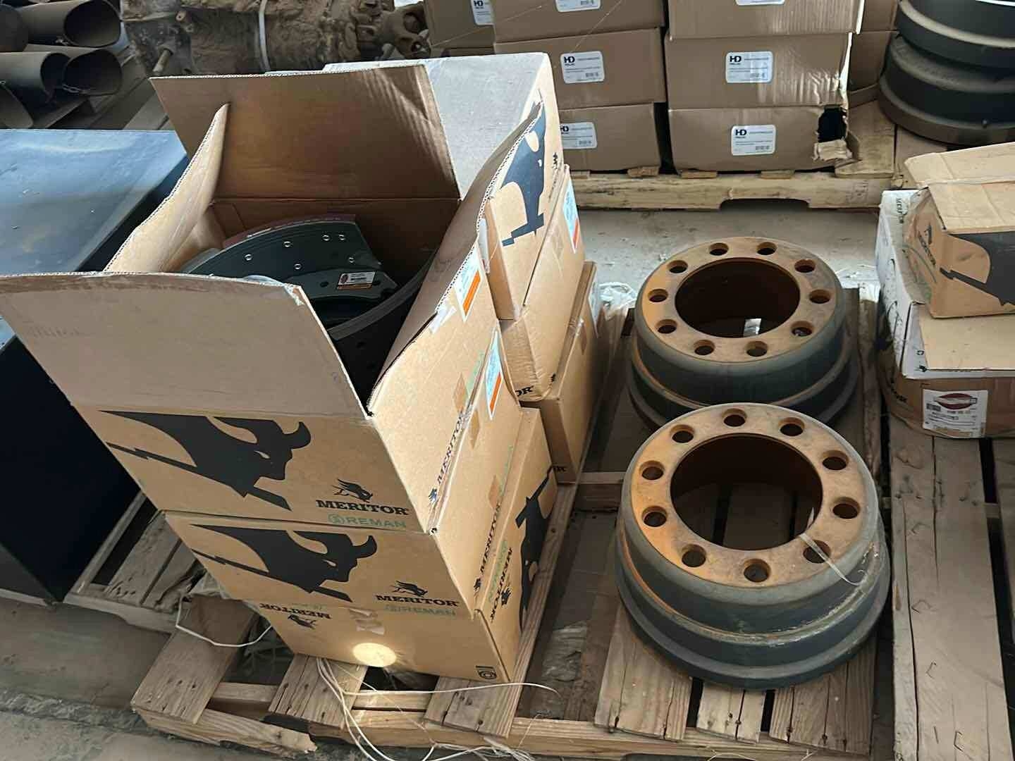 MISC PALLET OF BRAKE DRUMS AND BRAKE SHOES (A55745)