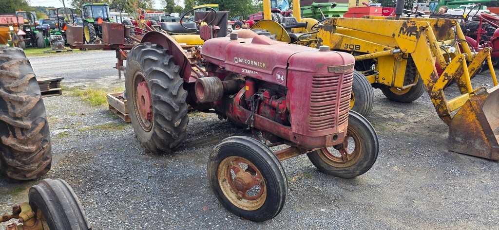 McCormick W-4 Tractor (NOT RUNNING) (A50775)