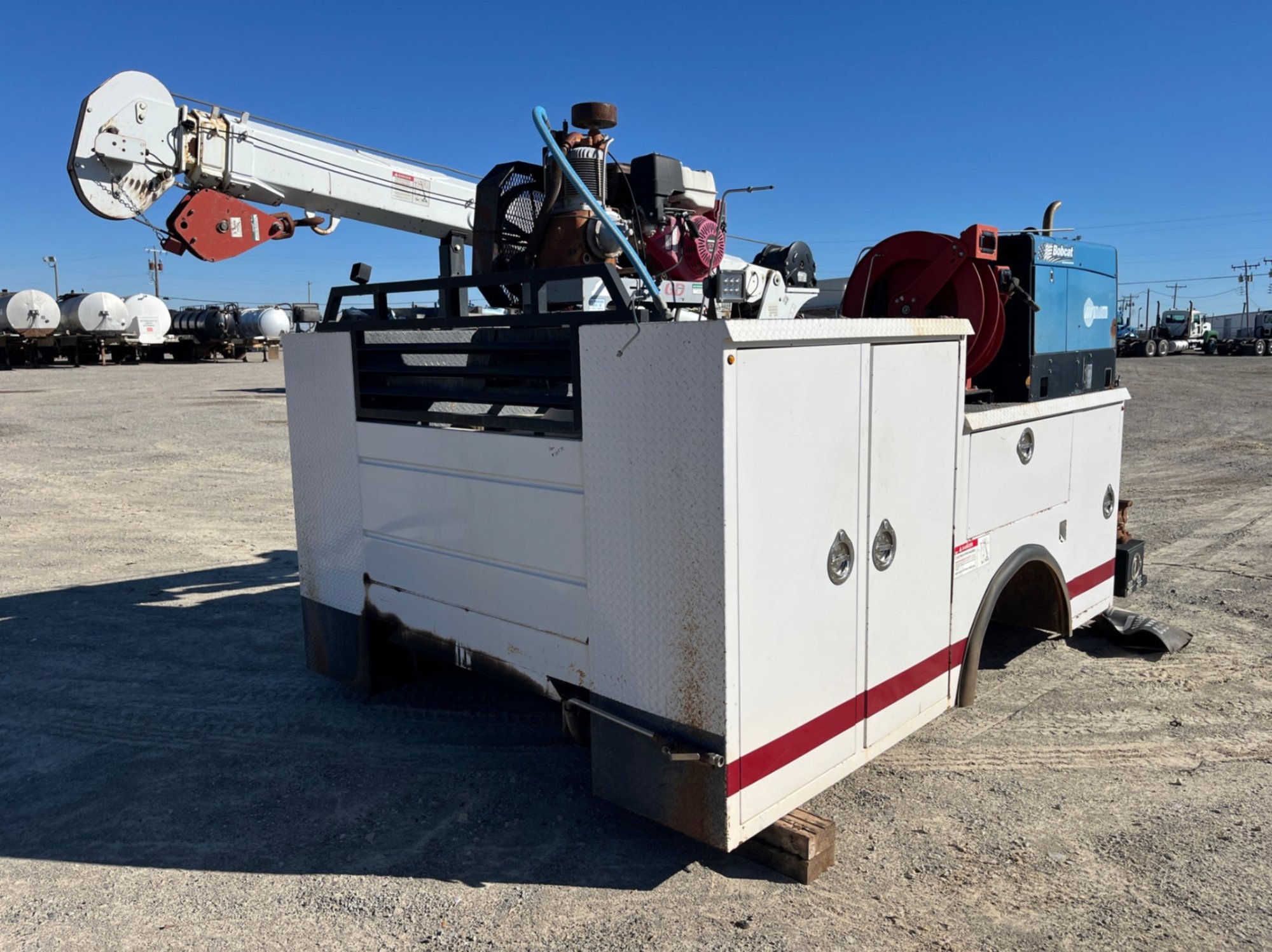 CASECO SERVICE BED WITH CRANE AND WELDER (A58214)