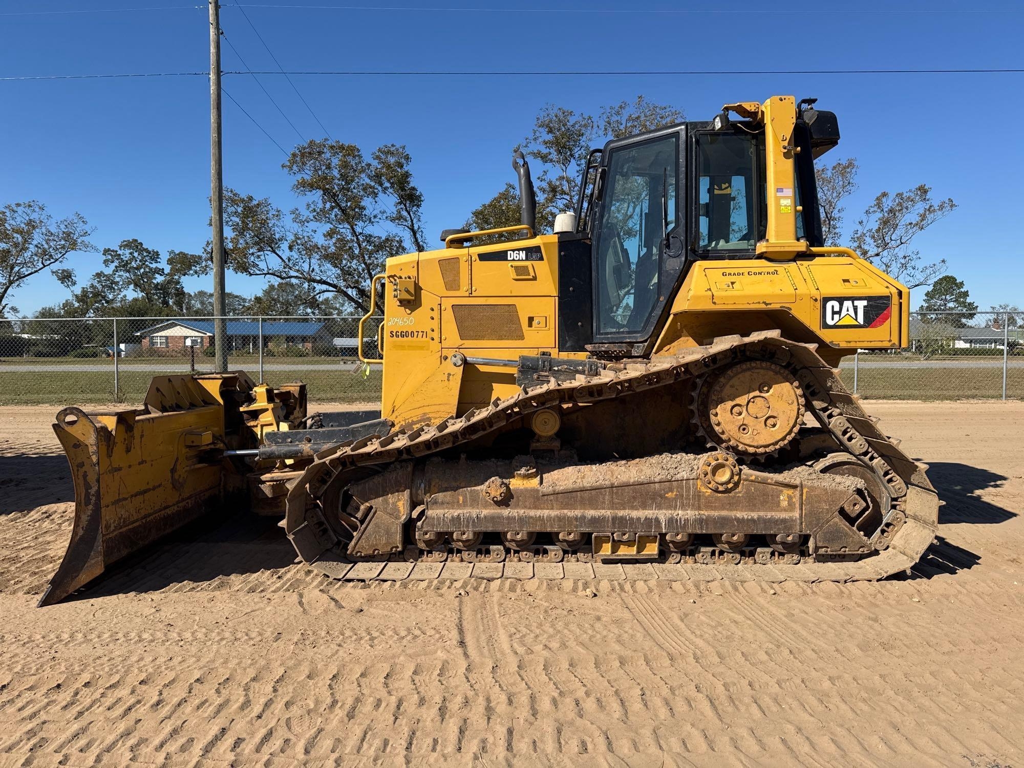 2019 CATERPILLAR D6N LGP HIGH TRACK CRAWLER DOZER (A52707)
