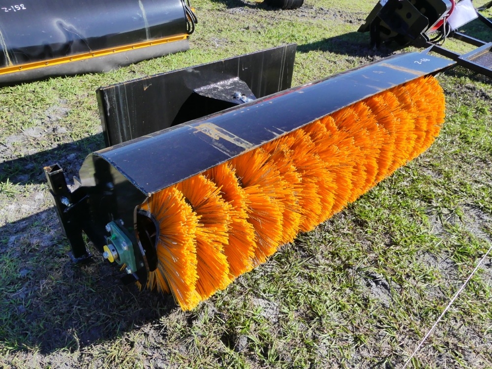 Giyi 61" Sweeper (A57149)