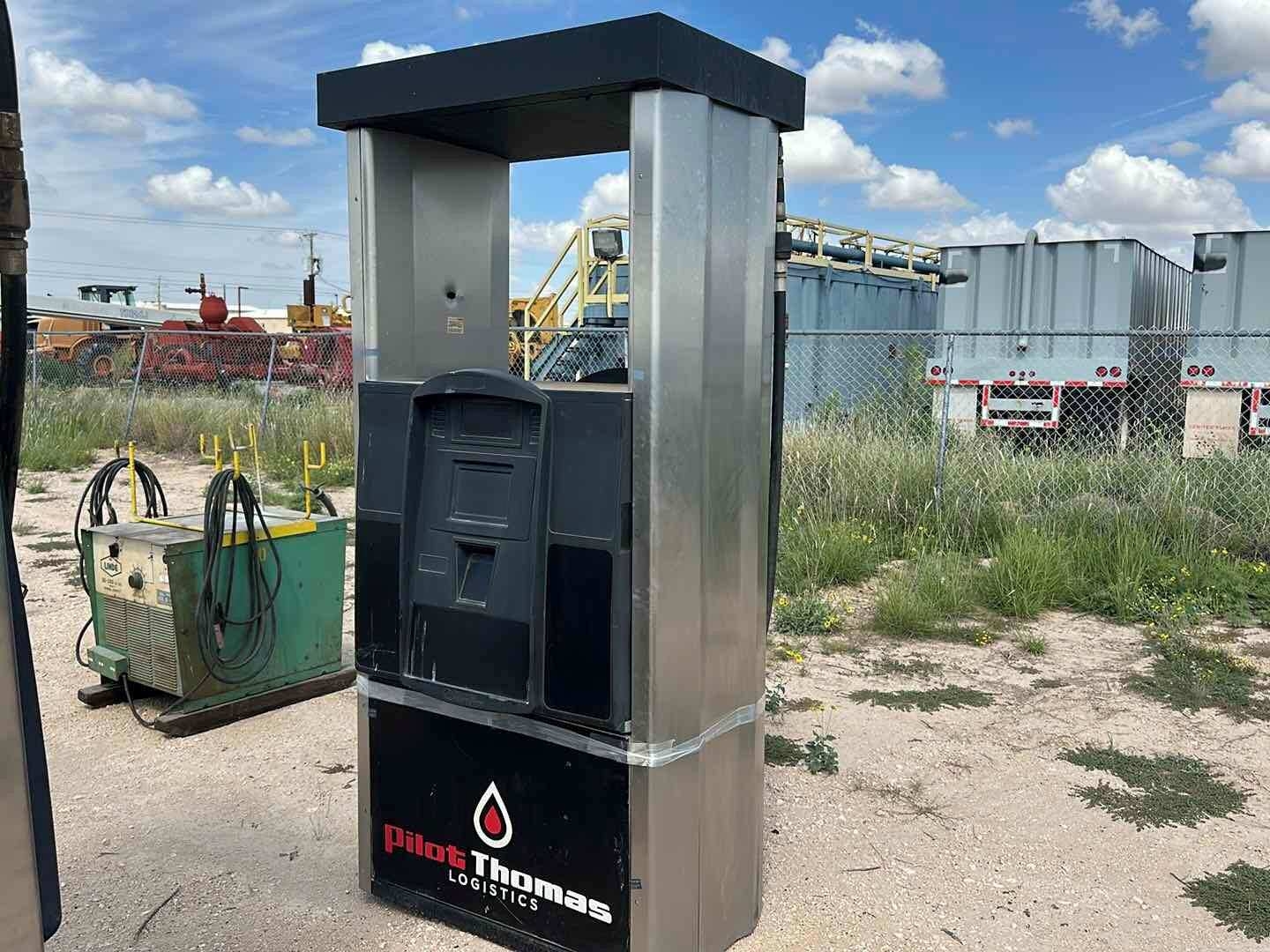 FUEL PUMP W/ NOZZLE (A58216)