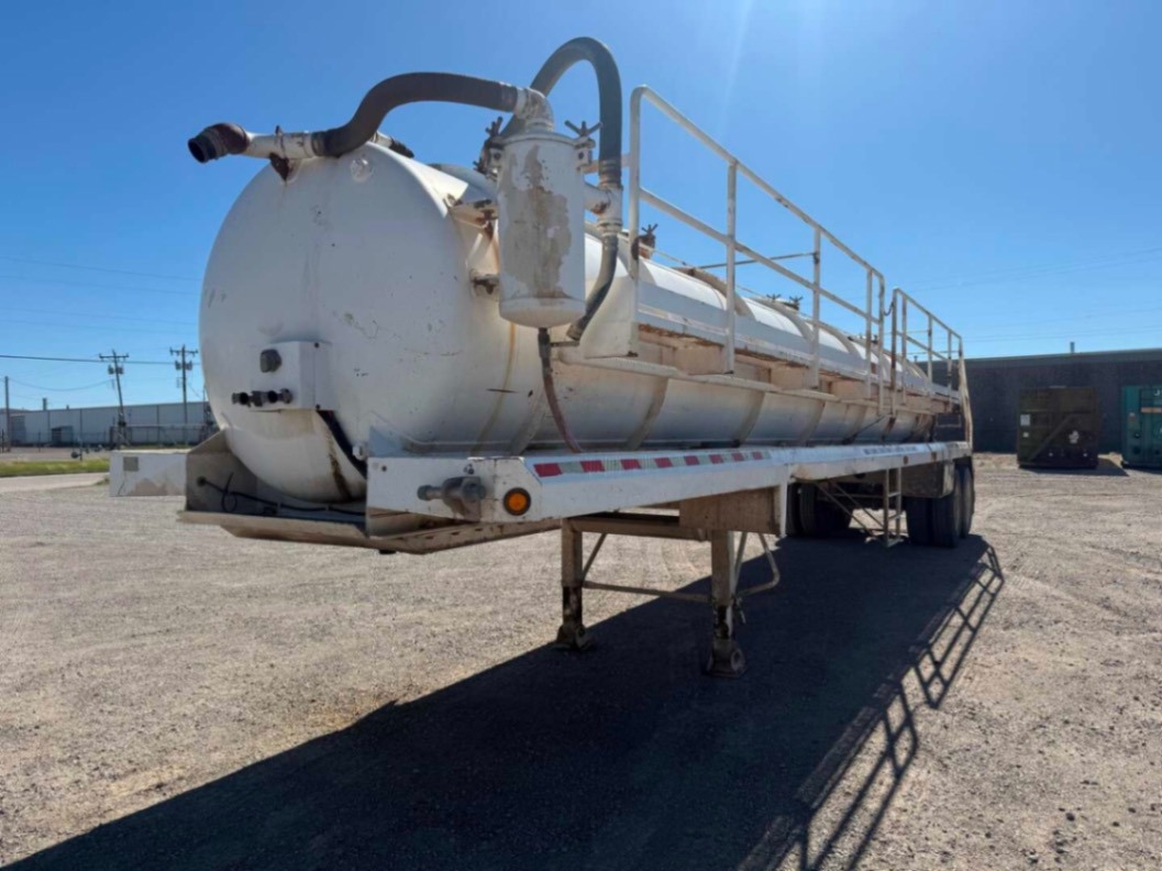 2015 DRAGON 130 BBL STEEL VACUUM TRAILER (A58214)