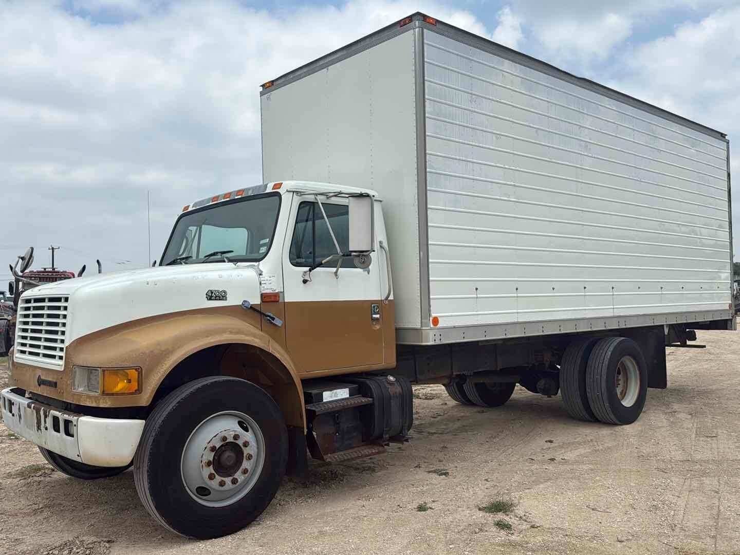 1997 INTERNATIONAL 4700 (A47001)