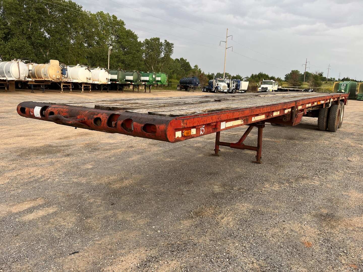 1981 LUFKIN FLATBED WINCH TRAILER (A53843)