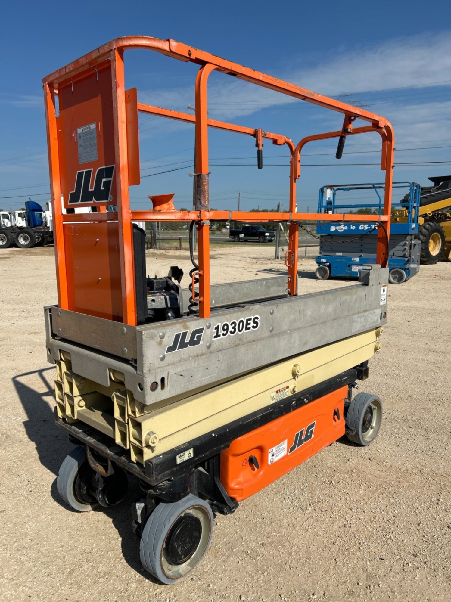 JLG MAN LIFT (A52472)