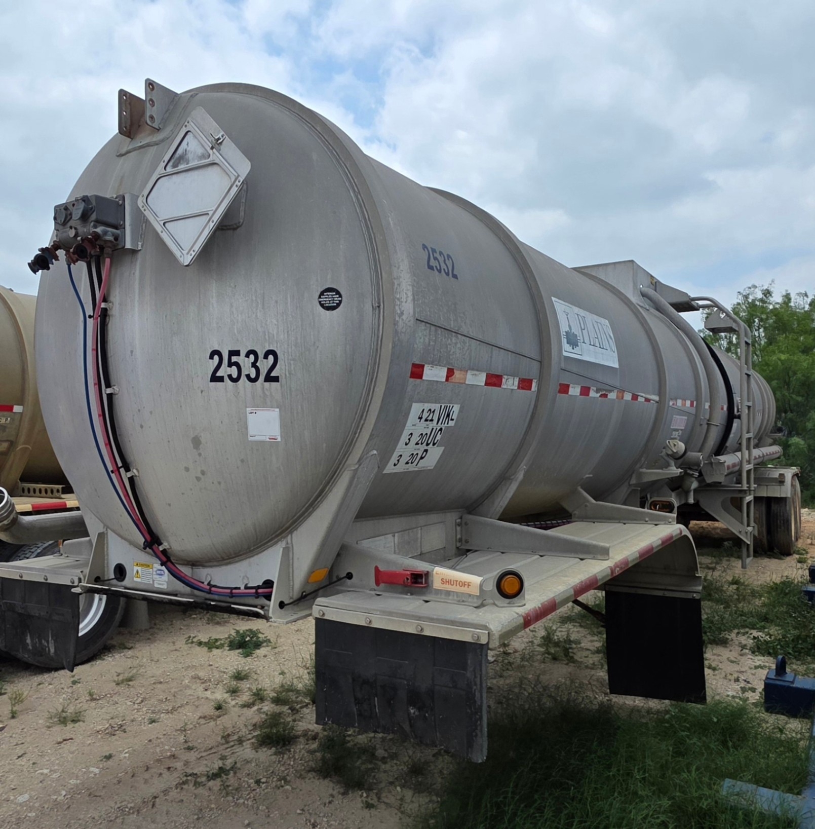 2011 HEIL TOKEN TRAILER (A47001)