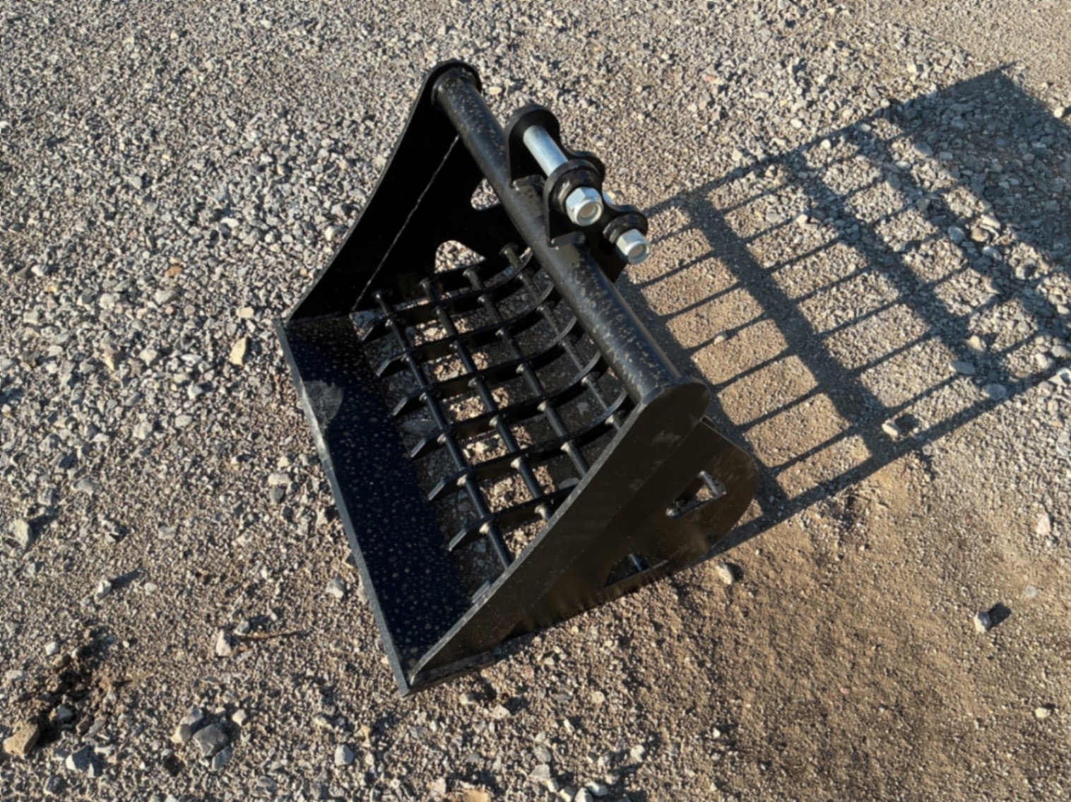 GRID SHAPED BUCKET FOR MINI EXCAVATOR (A58214)
