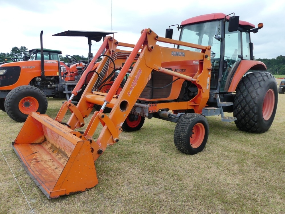2005 Kubota M105S (A50123)