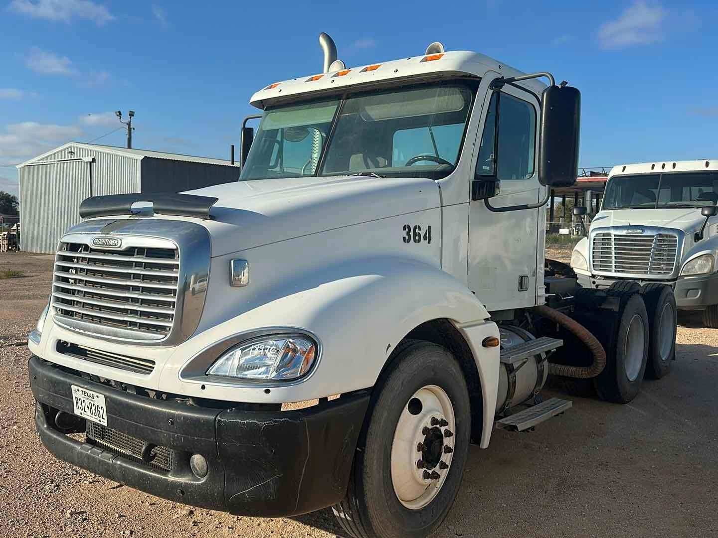 2007 FREIGHTLINER COLUMBIA 120 (A55745)