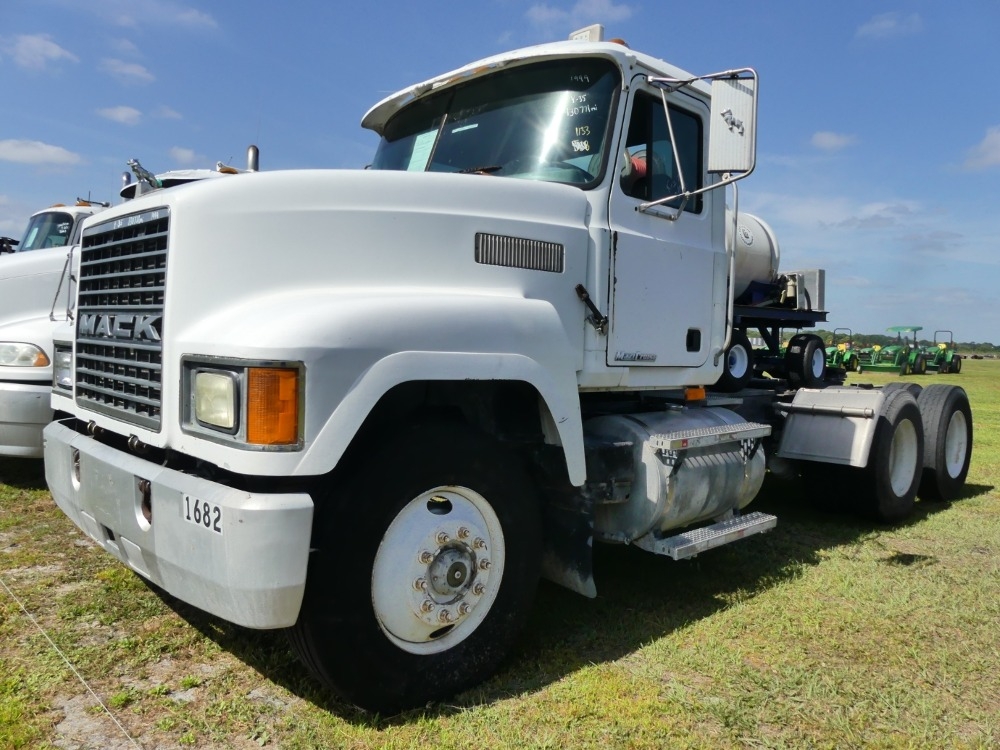 1999 Mack MaxiCruise CH613 (A44501)