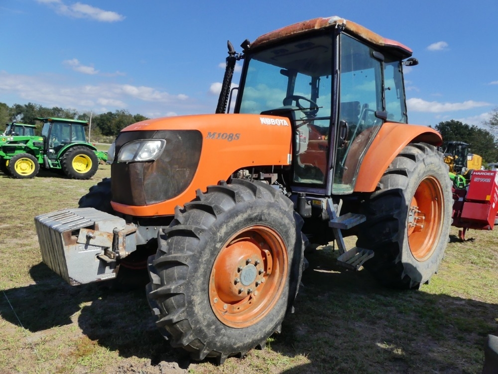 2009 Kubota M108S (A53317)
