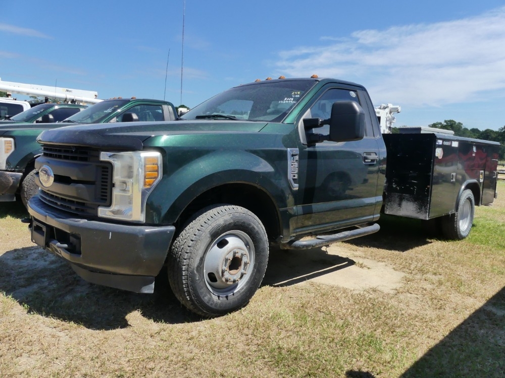 2019 Ford F-350 XL (A50123)