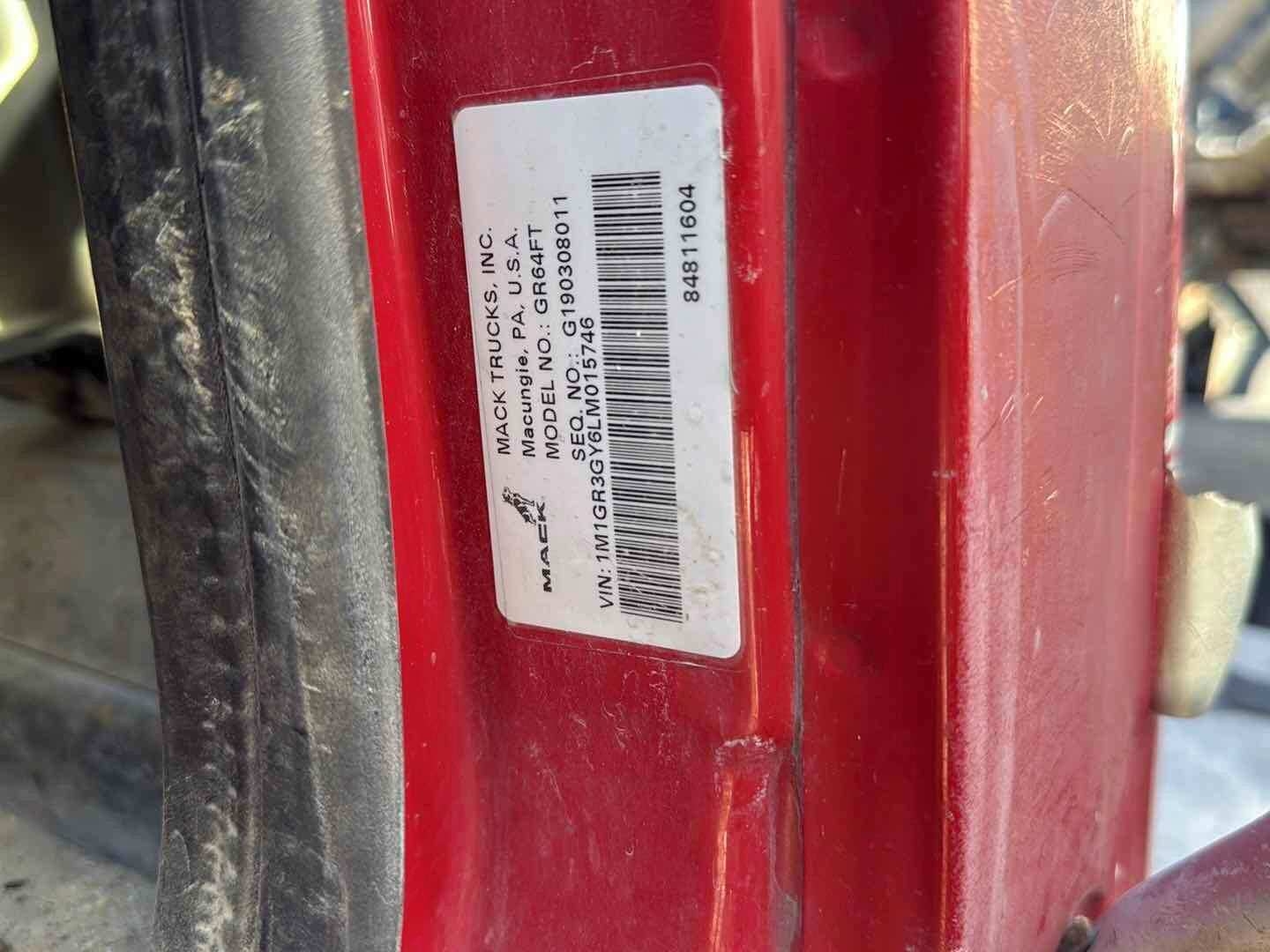 2020 MACK GRANITE (A58214)