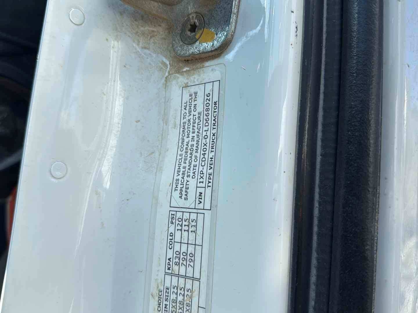 2020 PETERBILT 567 (A58214)