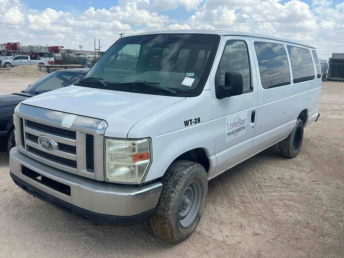 2012 FORD E-350 PASSENGER VAN(INOPERABLE) (A52472)