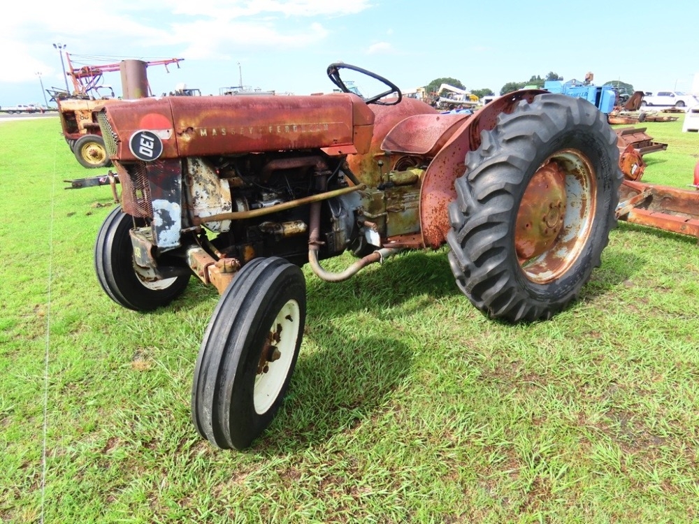 Massey Ferguson 130 (A50121)