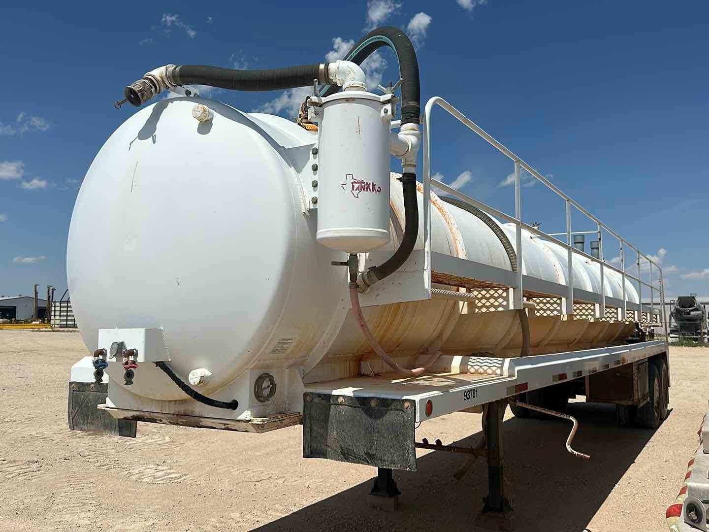 2016 TANKKO 130BBL VAC TRAILER (A52472)