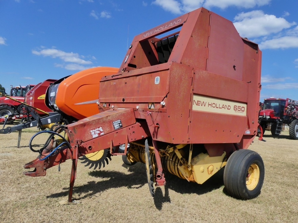 New Holland 650 (A50123)