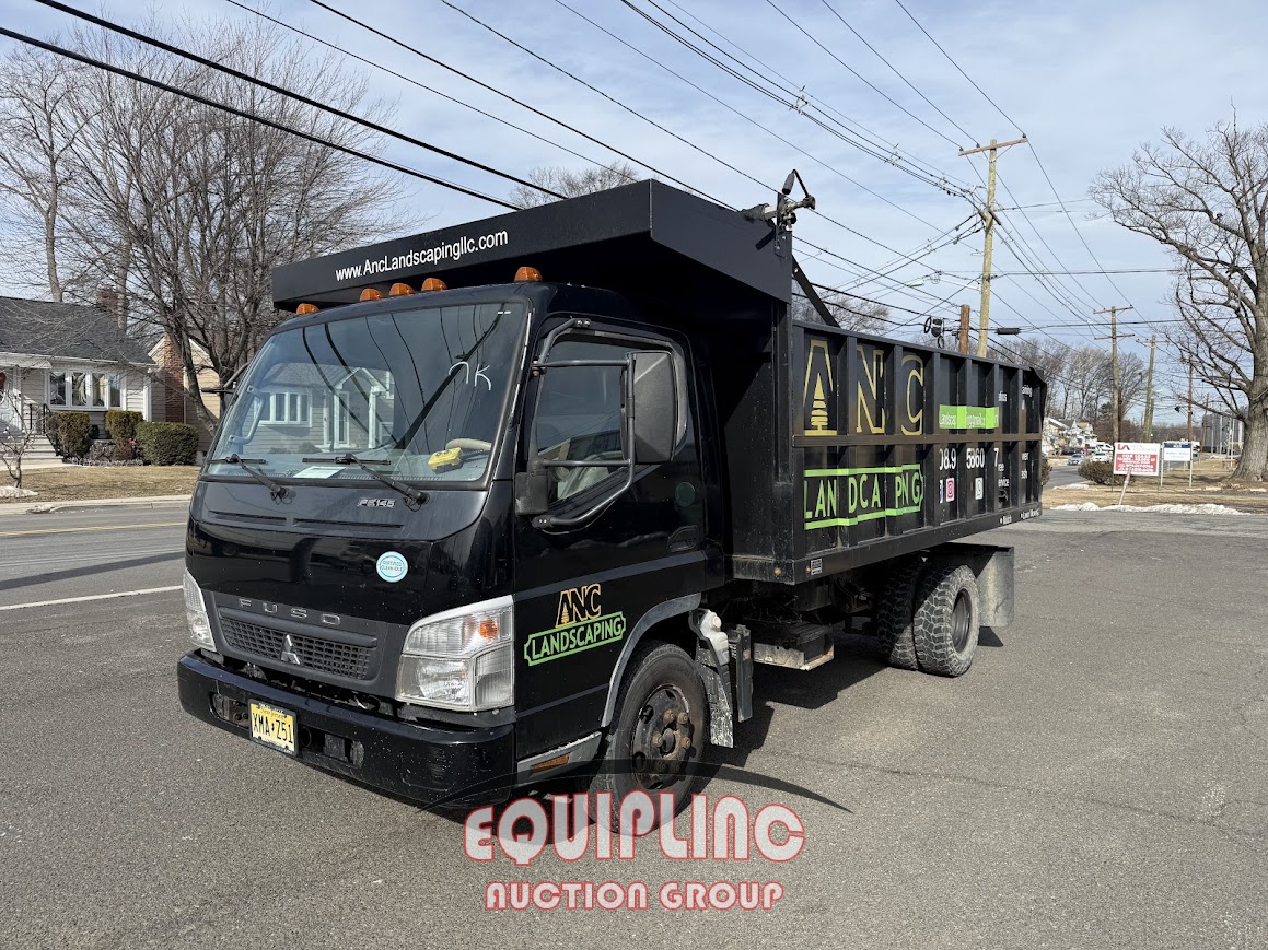 2010 MITSUBISHI FUSO SINGLE AXLE DUMP TRUCK (A54607)