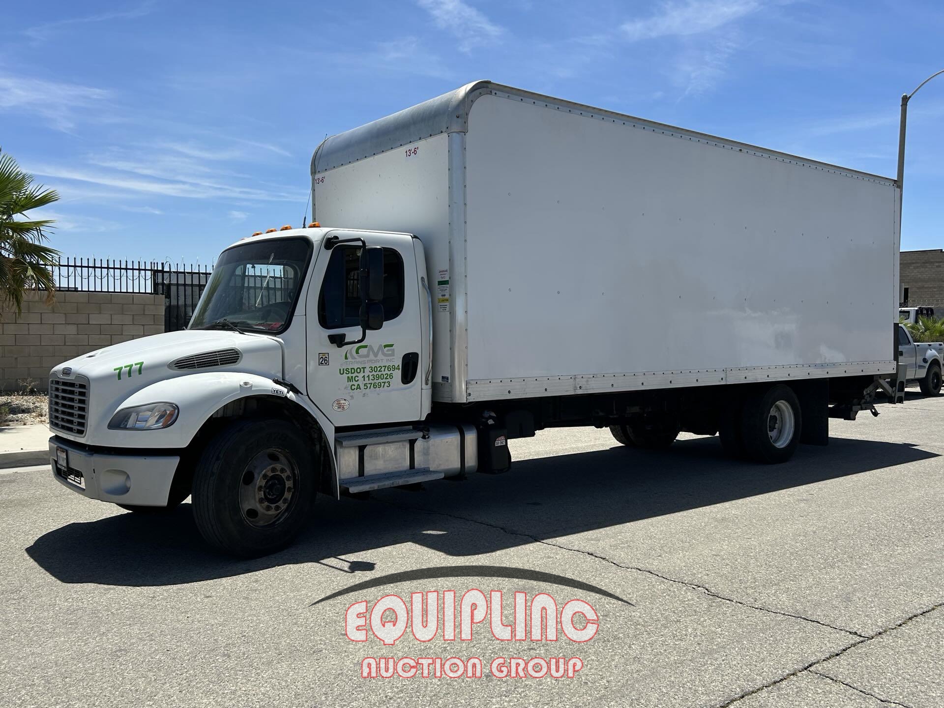 2022 FREIGHTLINER M2 24FT BOX TRUCK (A51222)