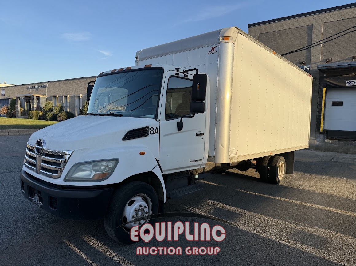 2009 HINO 185 18FT BOX TRUCK (A51219)