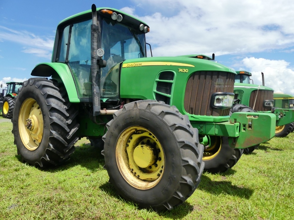 John Deere 7430 (A50120)