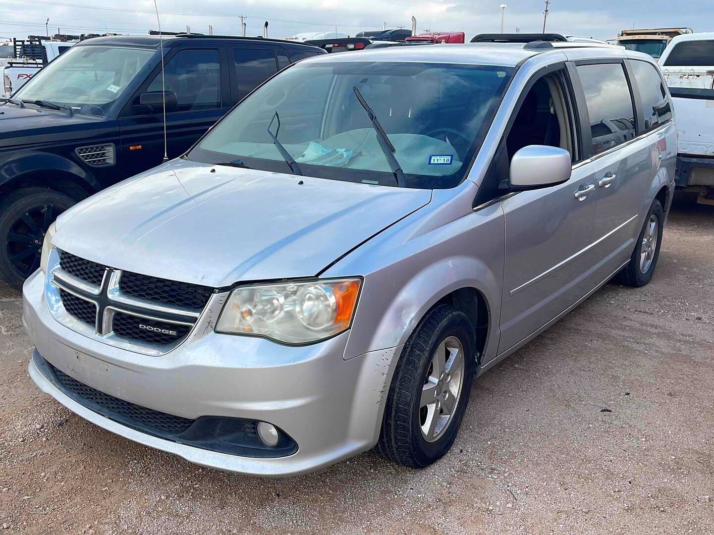 2011 DODGE CARAVAN (INOPERABLE) (A53843)