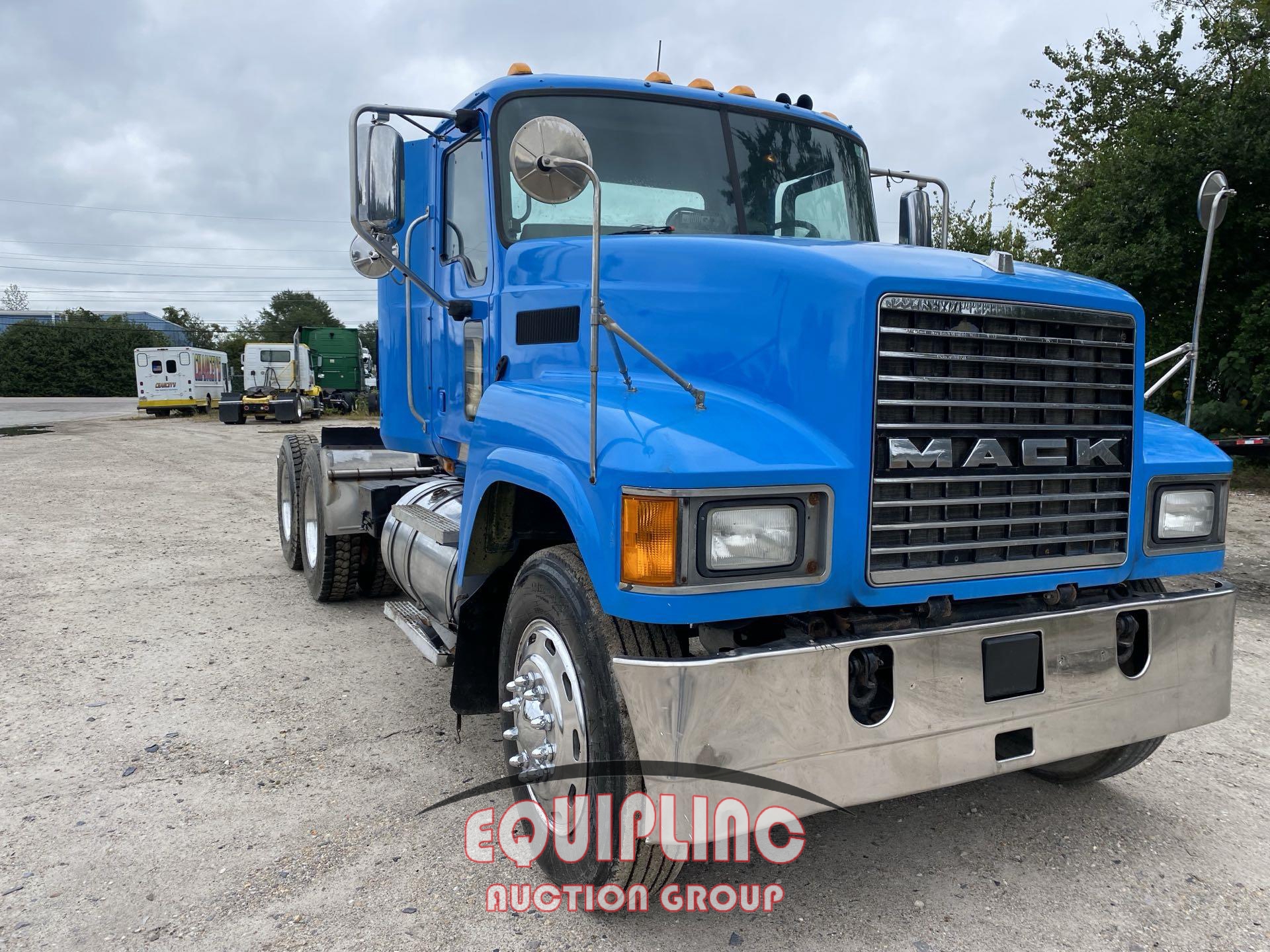 2007 MACK CHN DAY CAB (A54607)