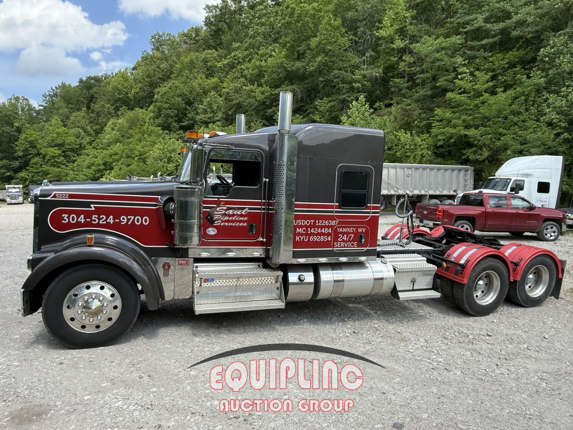 2021 KENWORTH W900 TANDEM AXLE SLEEPER (A54607)