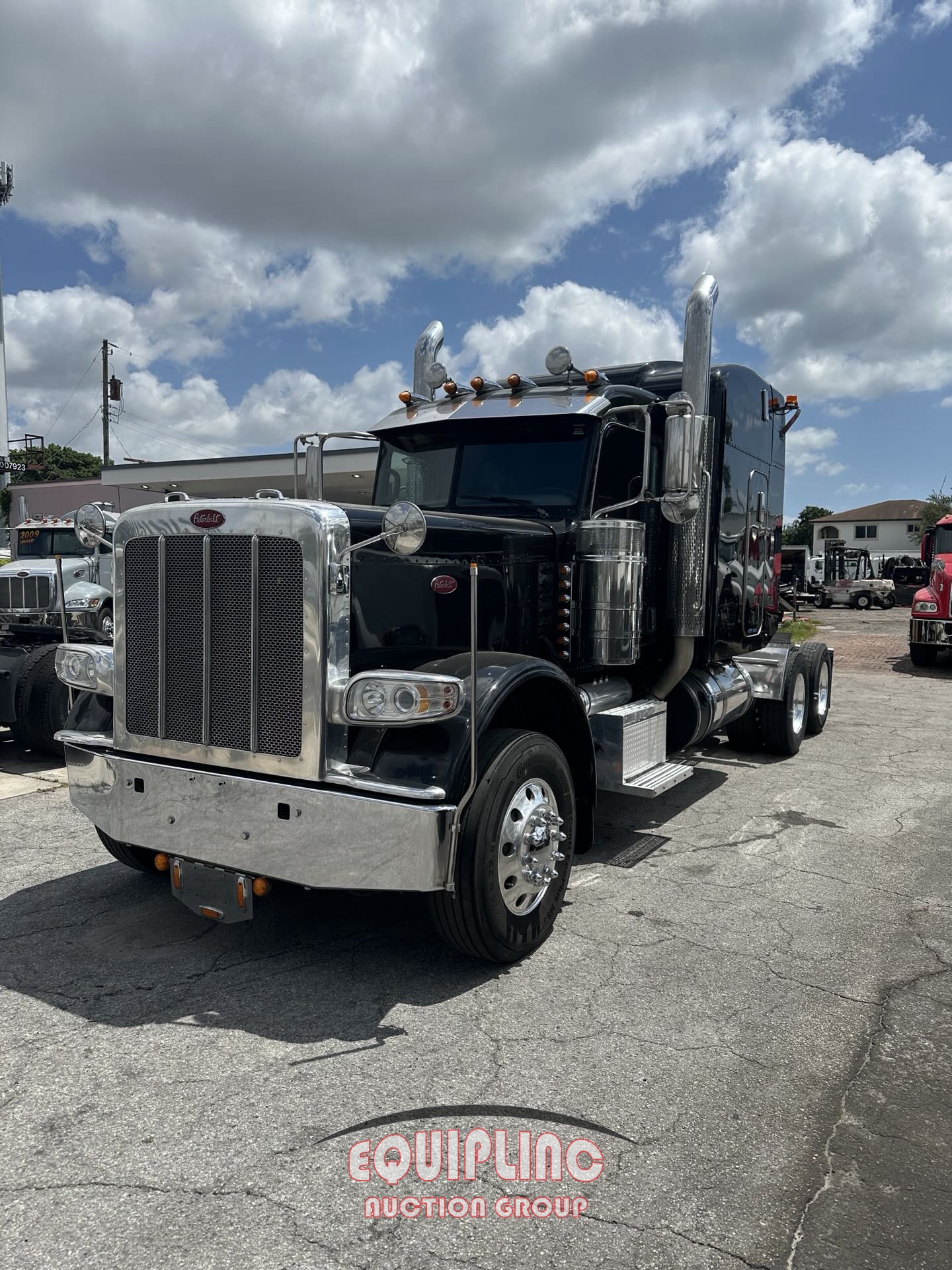2019 PETERBILT 389 TANDEM AXLE SLEEPER (A43005)