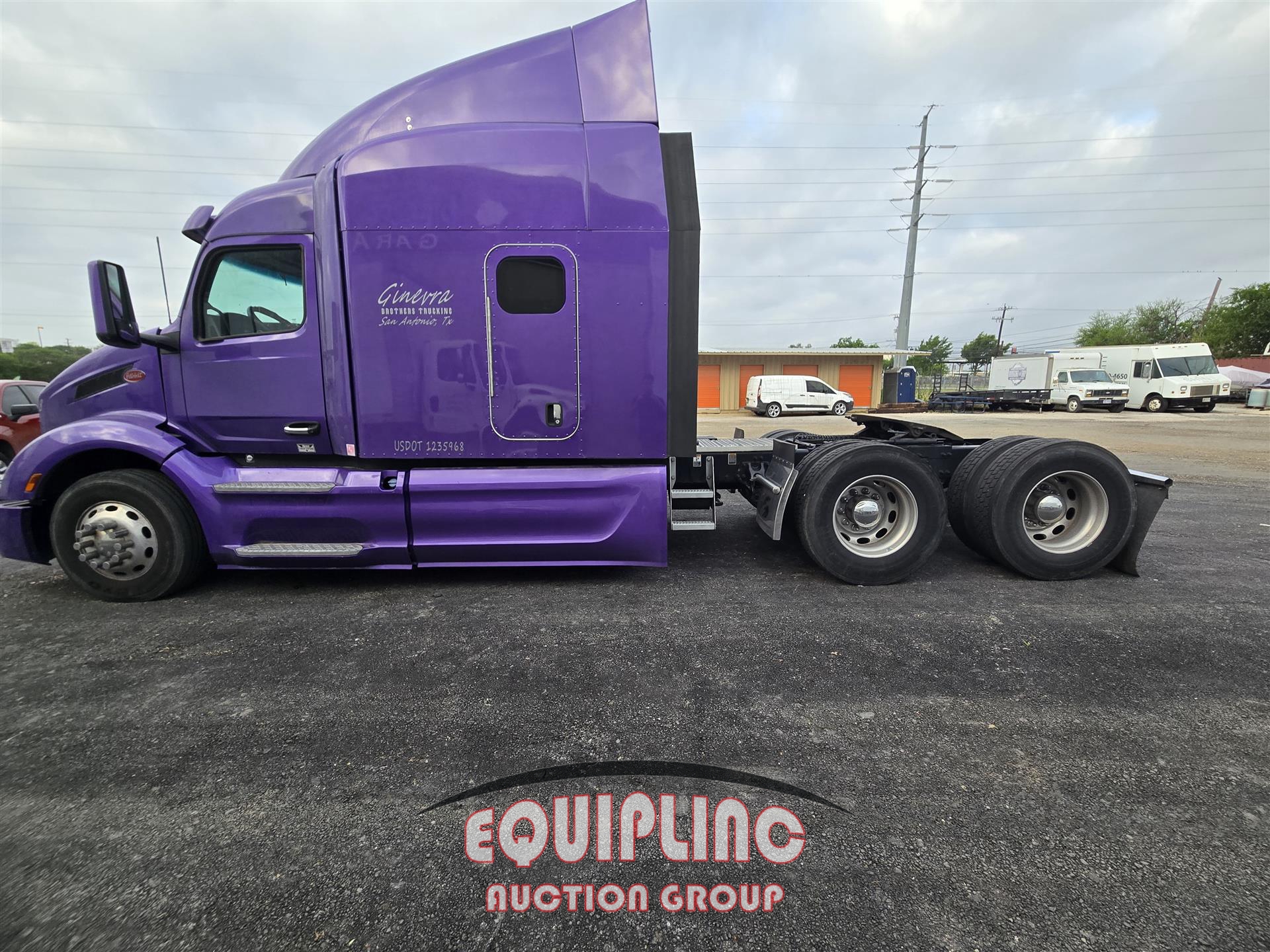 2023 PETERBILT 579 TANDEM AXLE SLEEPER (A51222)