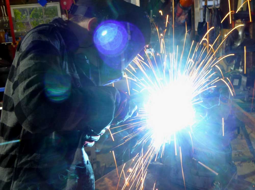 andrewweld0612.jpg