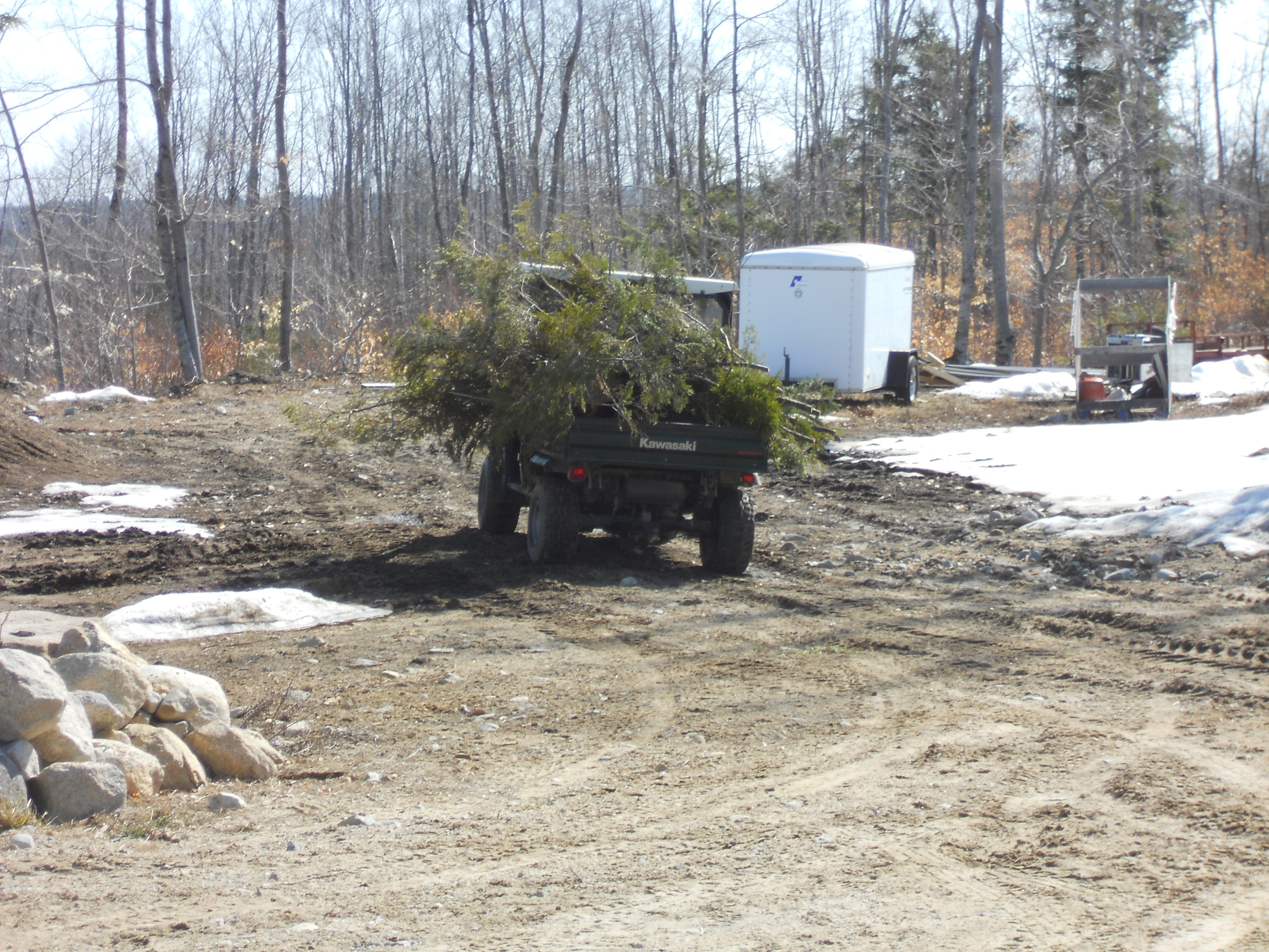 April snow& graderblade 074.jpg