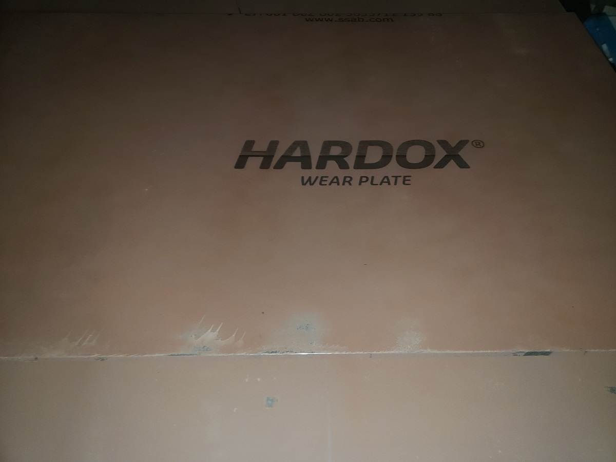 AR5002s.jpg