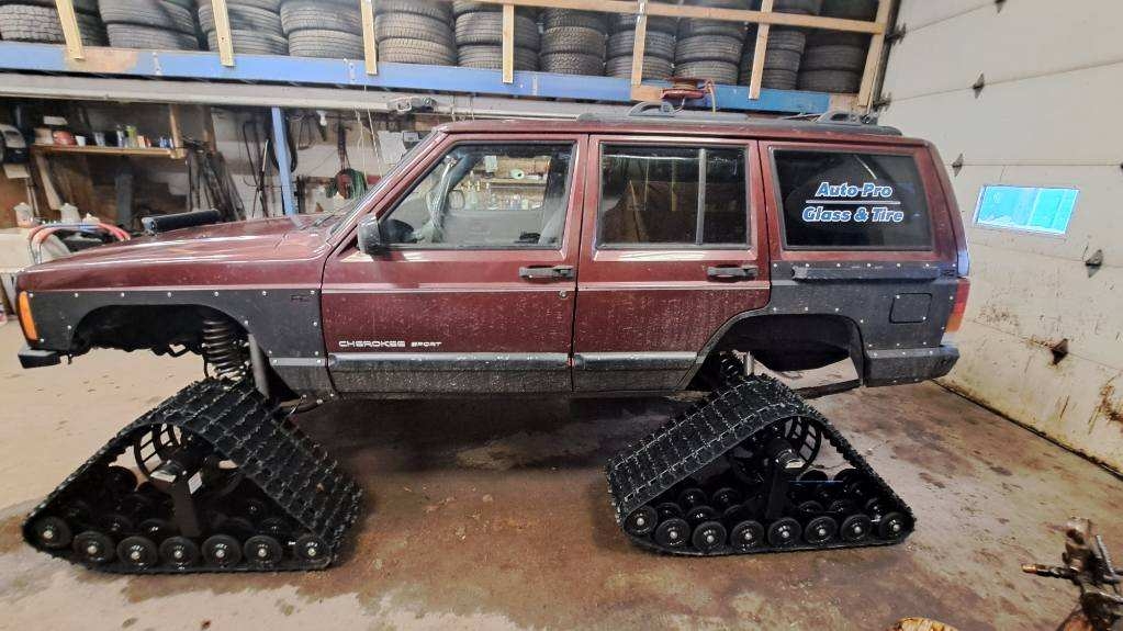 att truck.jpg