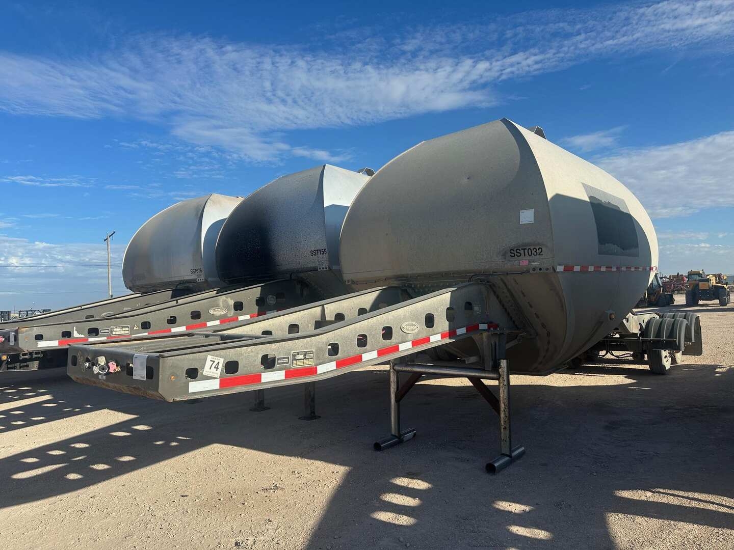 2018 TY-CROP MANUFACTURING LTD DRY BULK PNEUMATIC TRAILER (A53843)