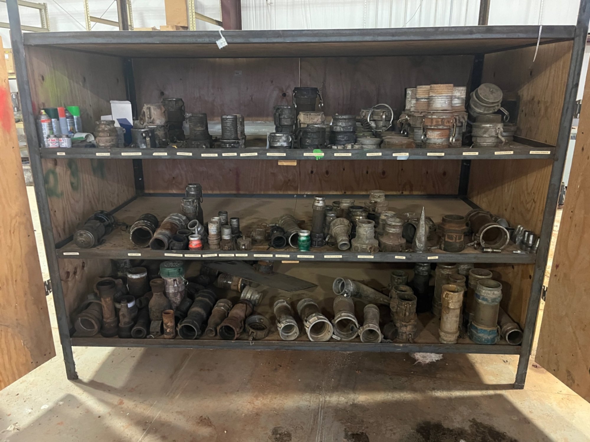 CABINET OF HOSE ENDS (A53843)