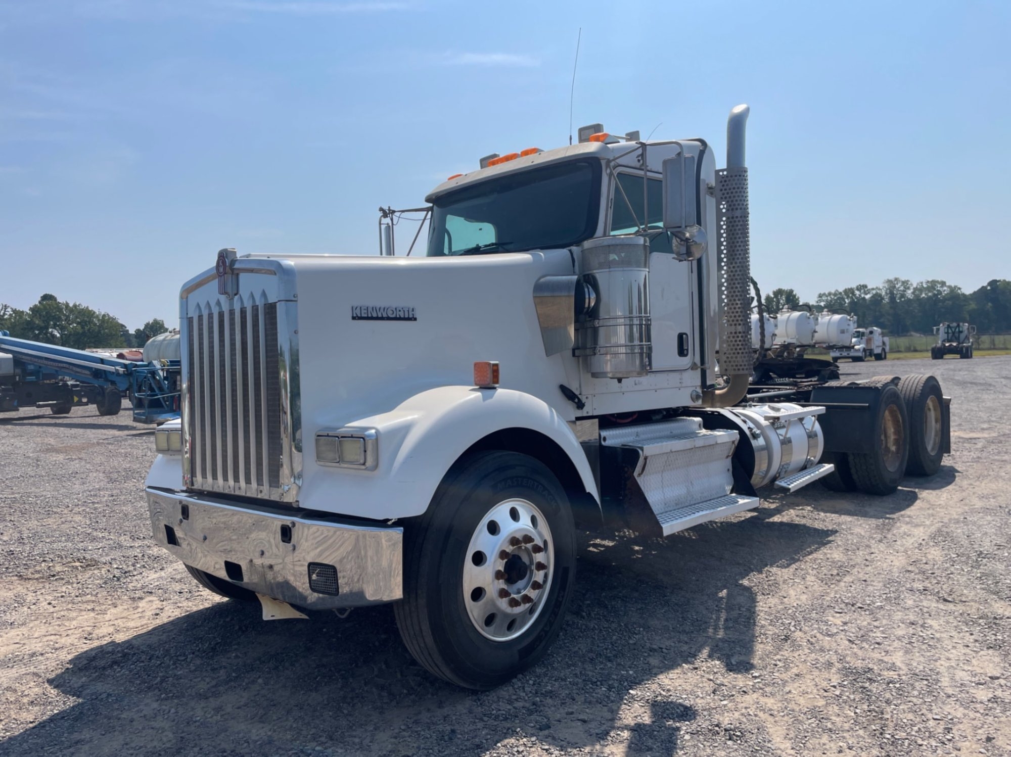 2019 KENWORTH W900 DAY CAB (A53843)