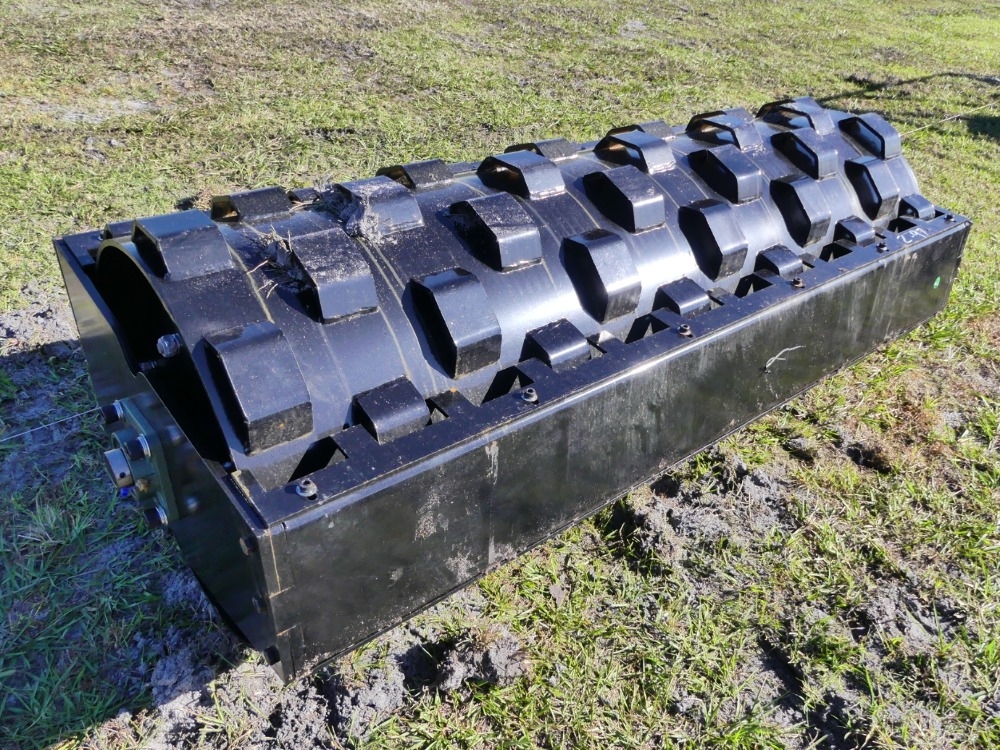 Giyi 59" Compactor Wheel (A57149)