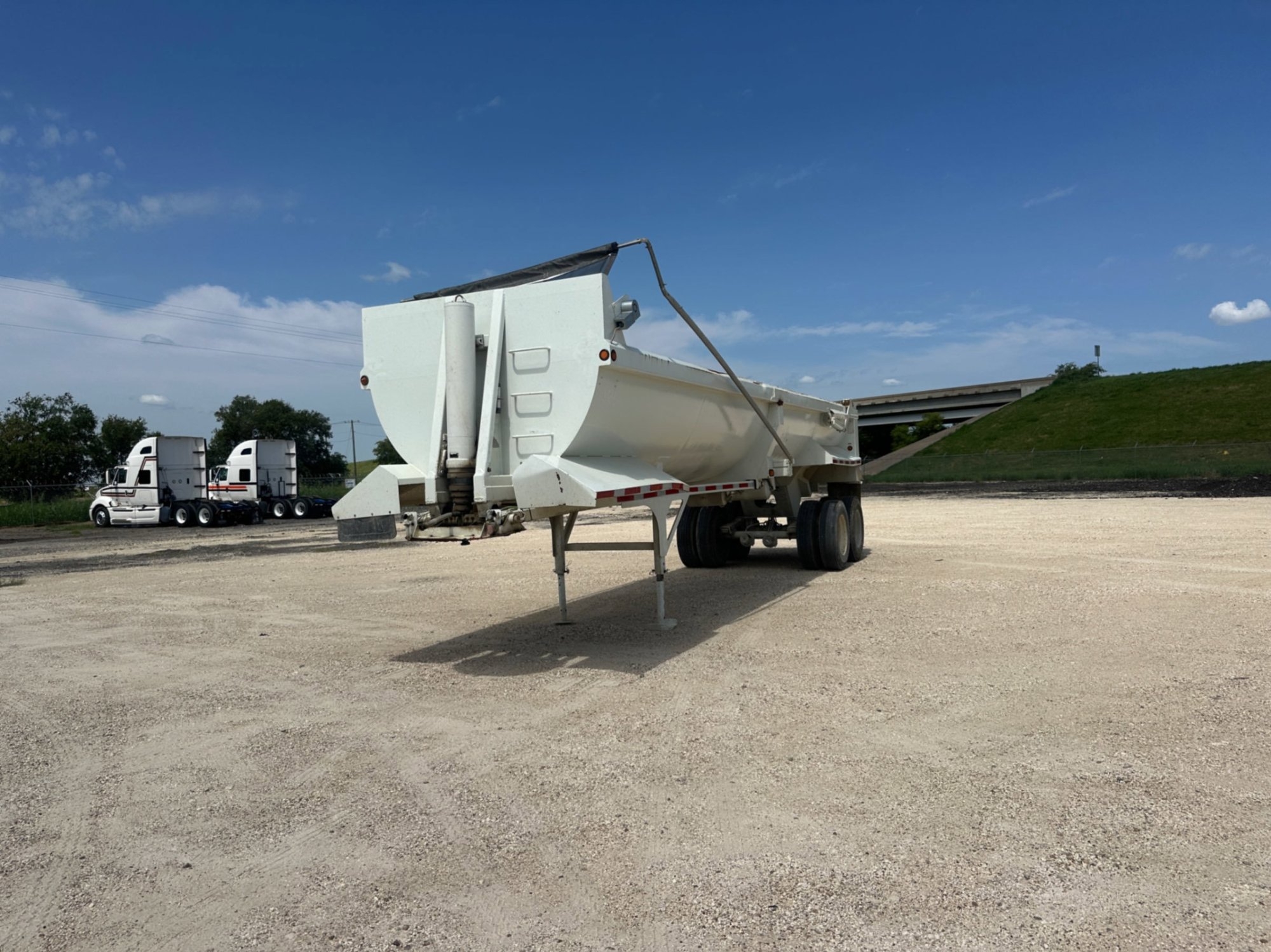 1996 CLEMENT END DUMP TRAILER (A52472)