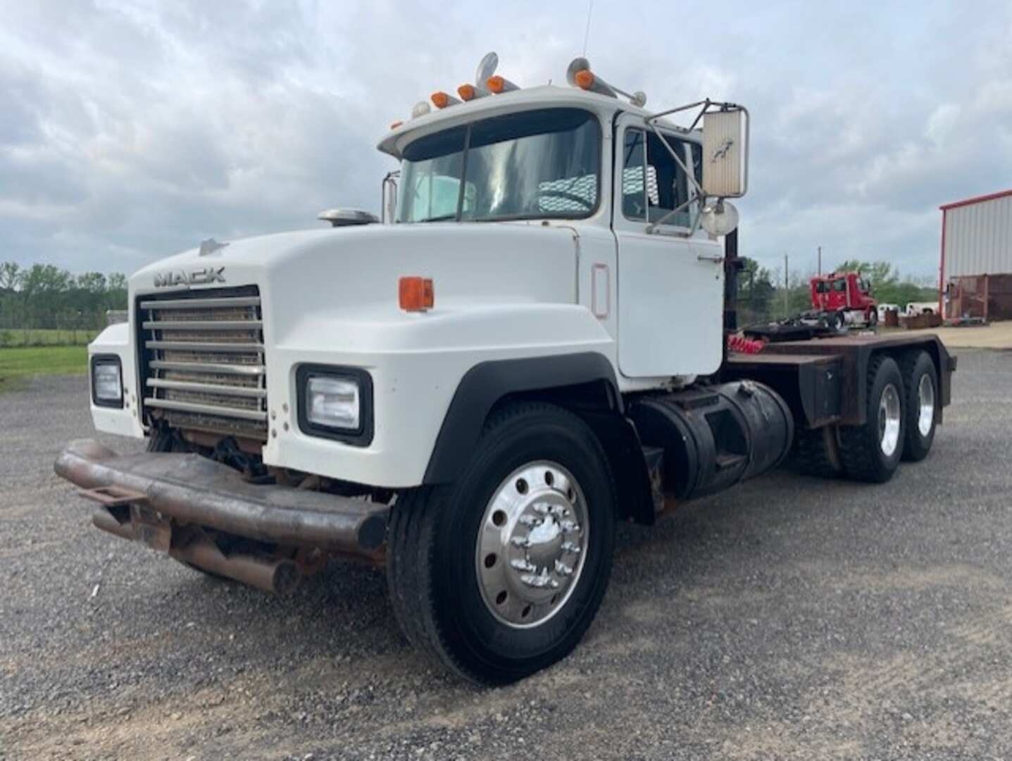 1999 MACK RD688S WINCH TRUCK (A47001)