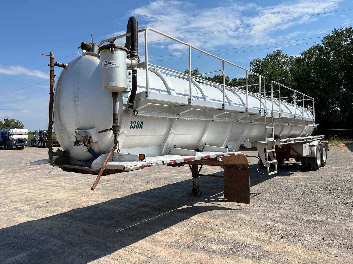 2017 TROXEL 150 BBL ALUMINUM VACUUM TRAILER (A53843)