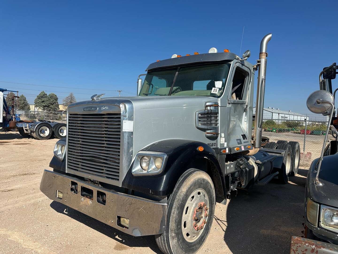 2012 FREIGHTLINER CORONADO (INOPERABLE) (A53843)