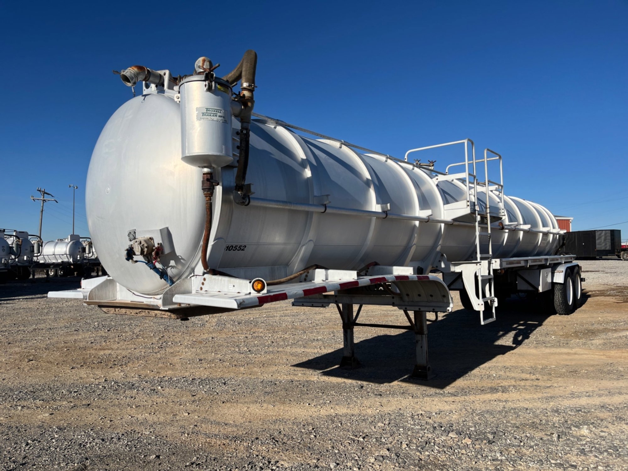 2017 TROXELL 150 BBL ALUMINUM VACUUM TRAILER (A63569)