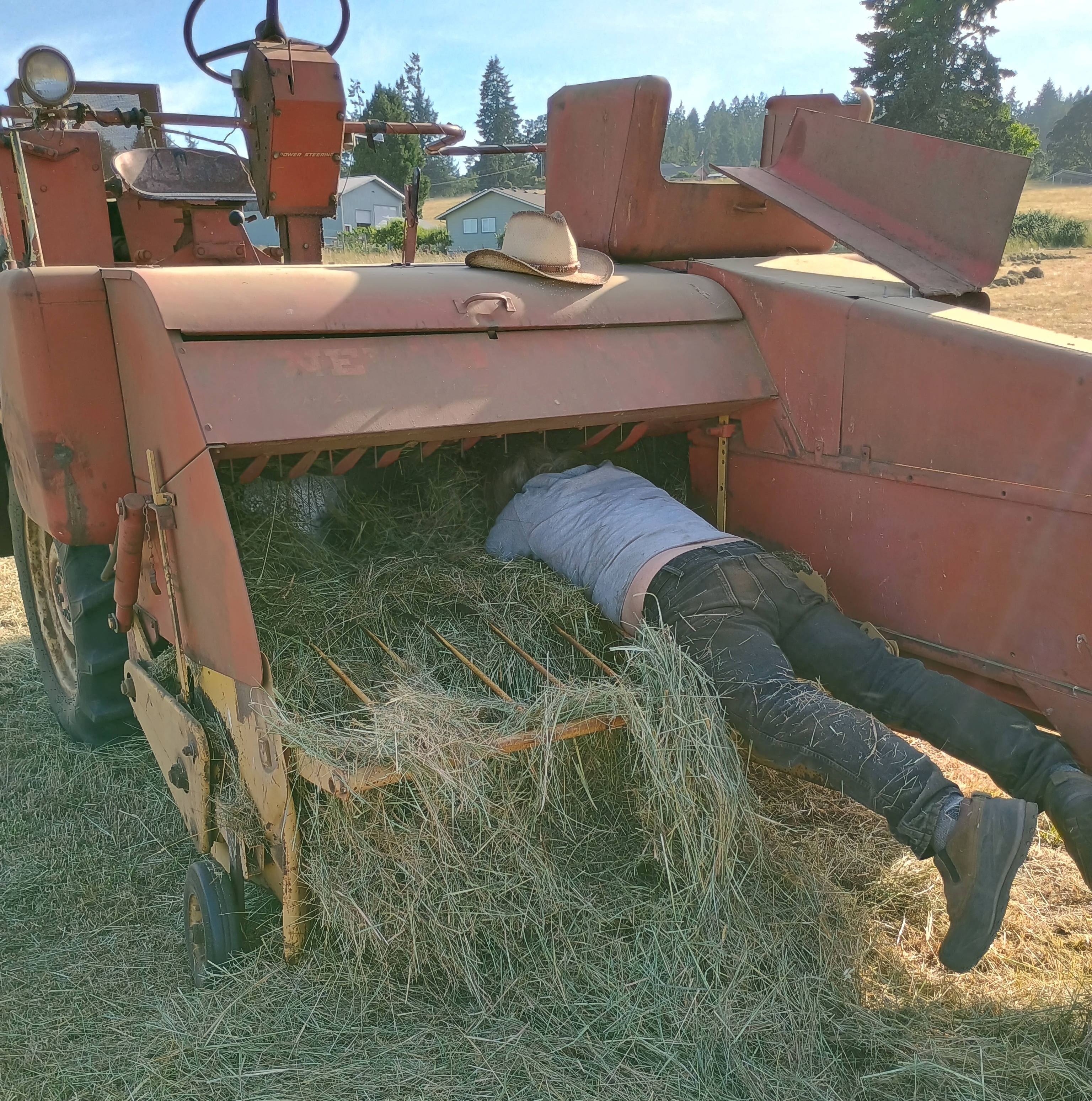 Baling2.jpg