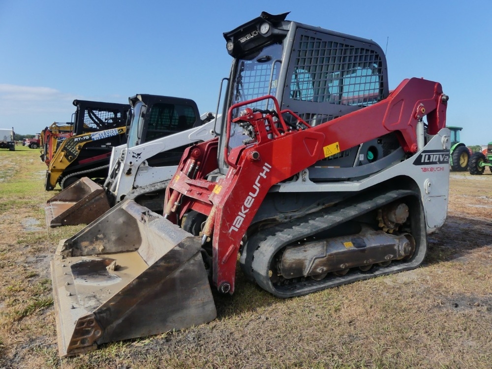2023 Takeuchi TL10V2 (A44501)