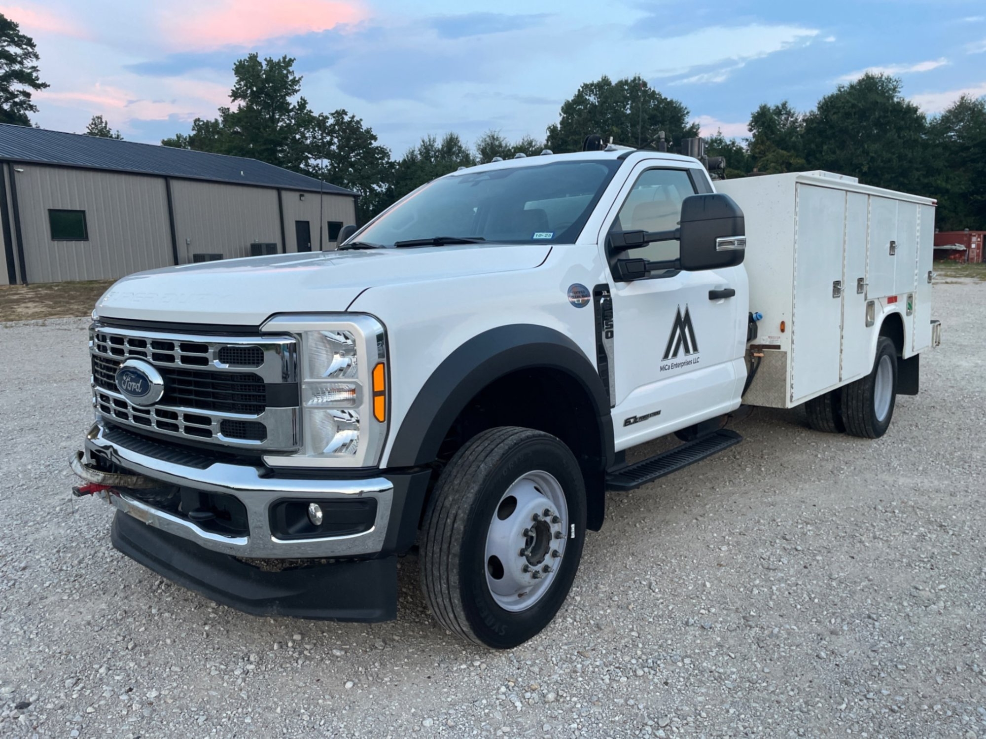 2024 FORD F-550 SUPER DUTY (A52472)