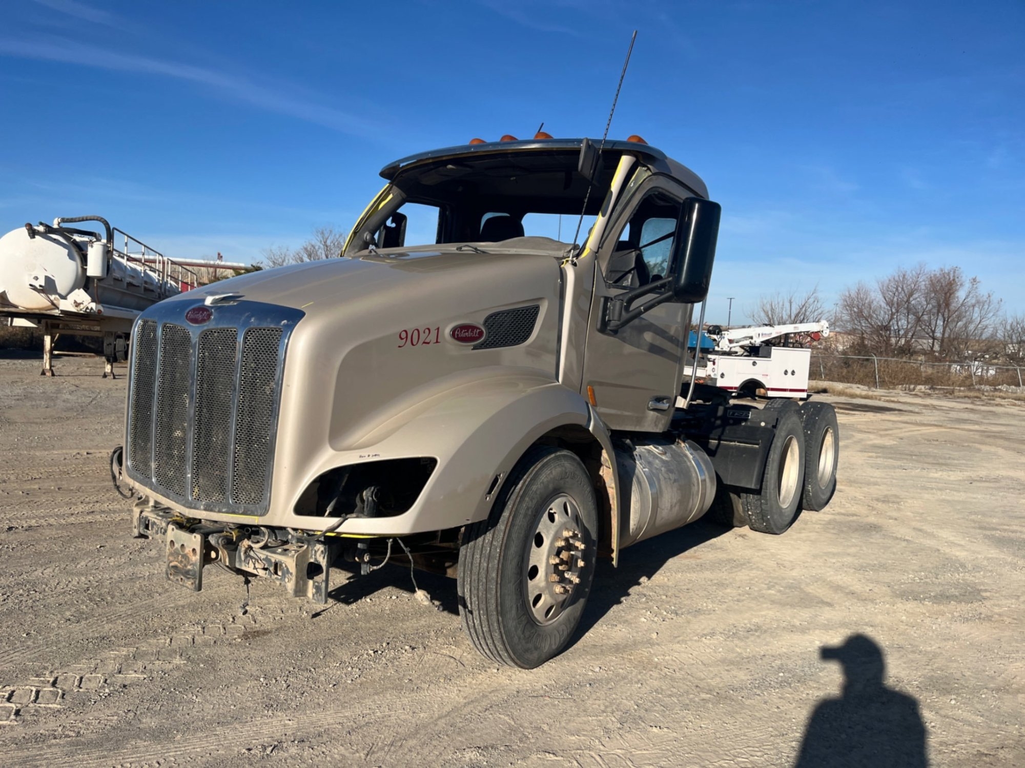 2017 PETERBILT 579 (INOPERABLE) (A58214)
