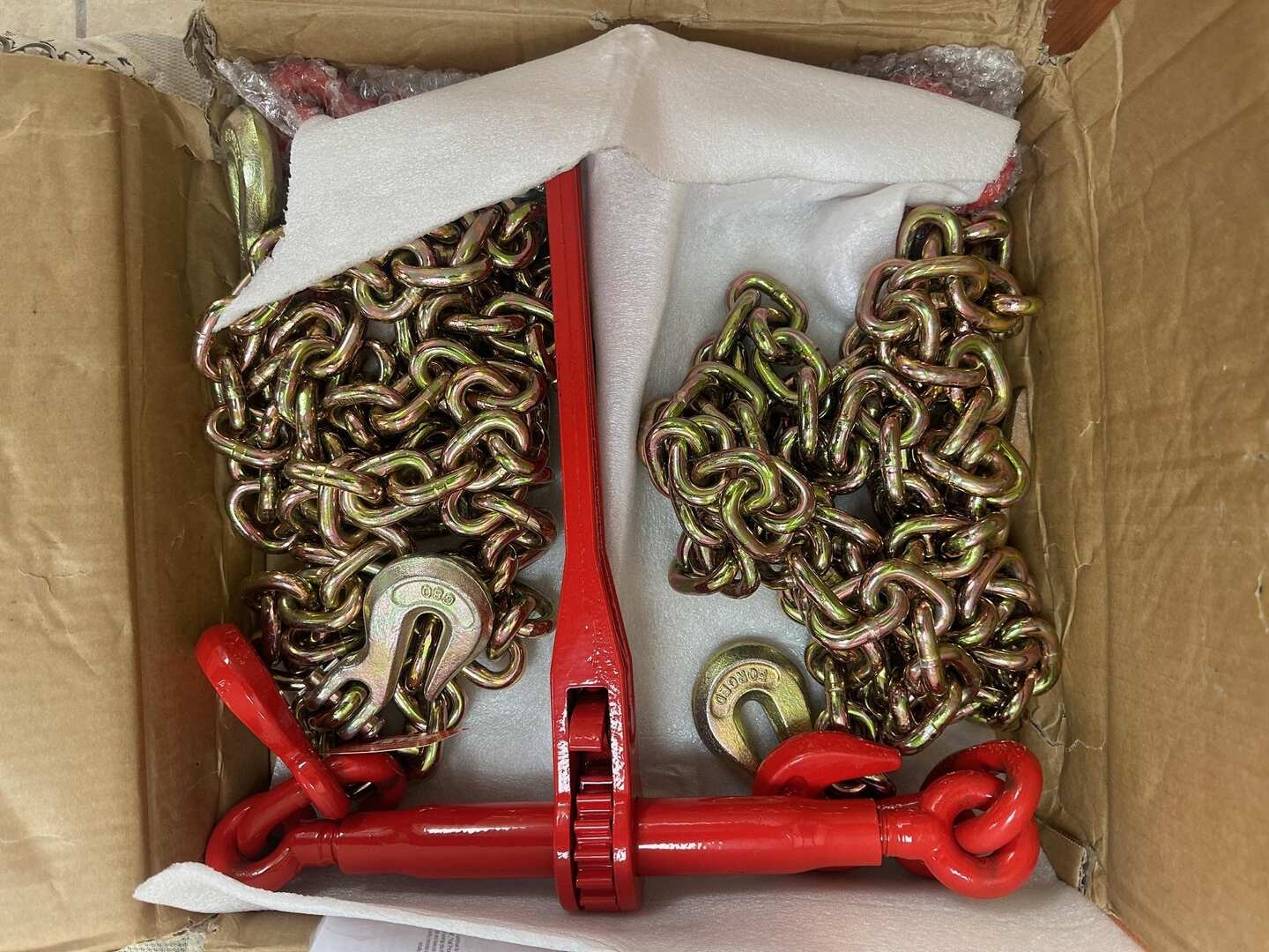 SET OF (4) BRAND NEW CHAINS AND BINDERS (A53843)